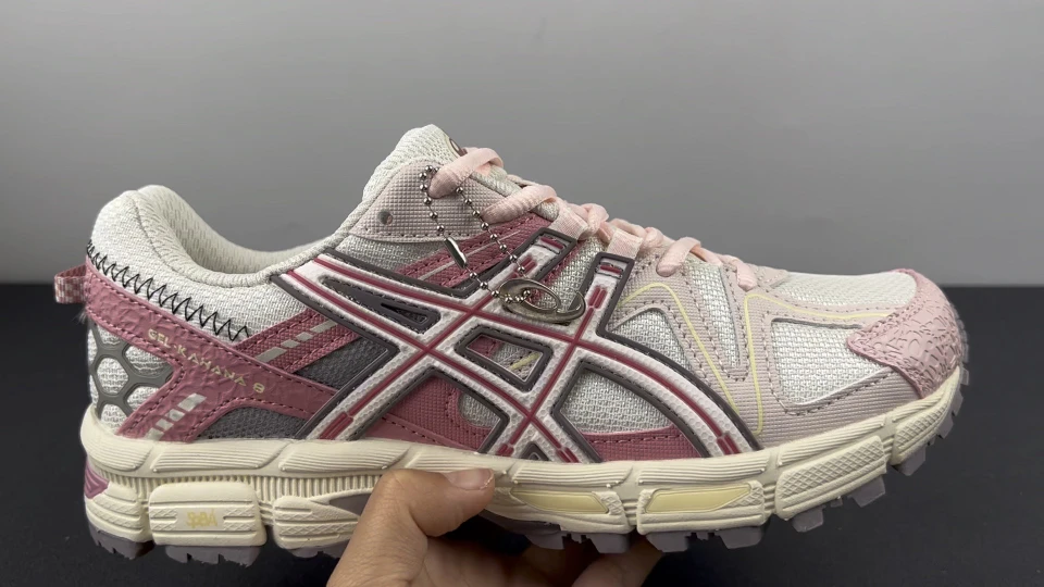 Asics Shoes — 8ef909e1