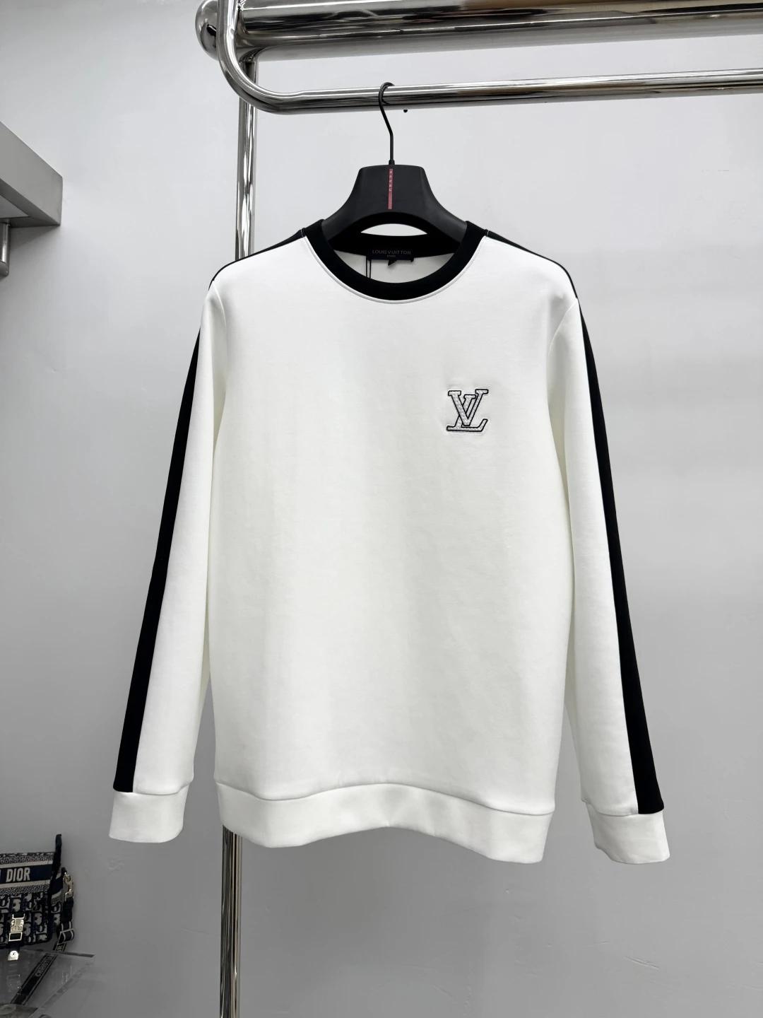 Sweatshirts — 32089652