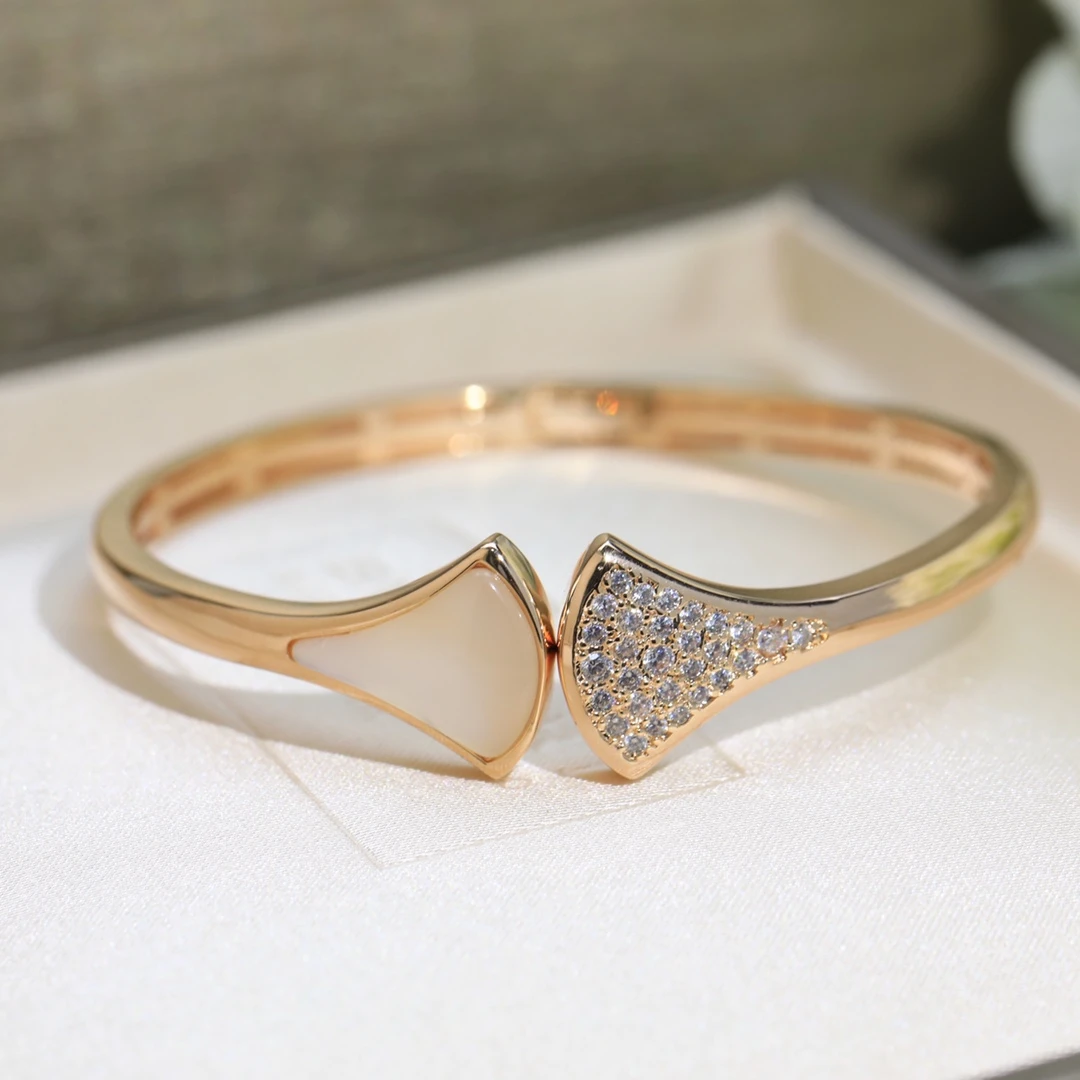 Bvlgari Jewellery — d2981e7d