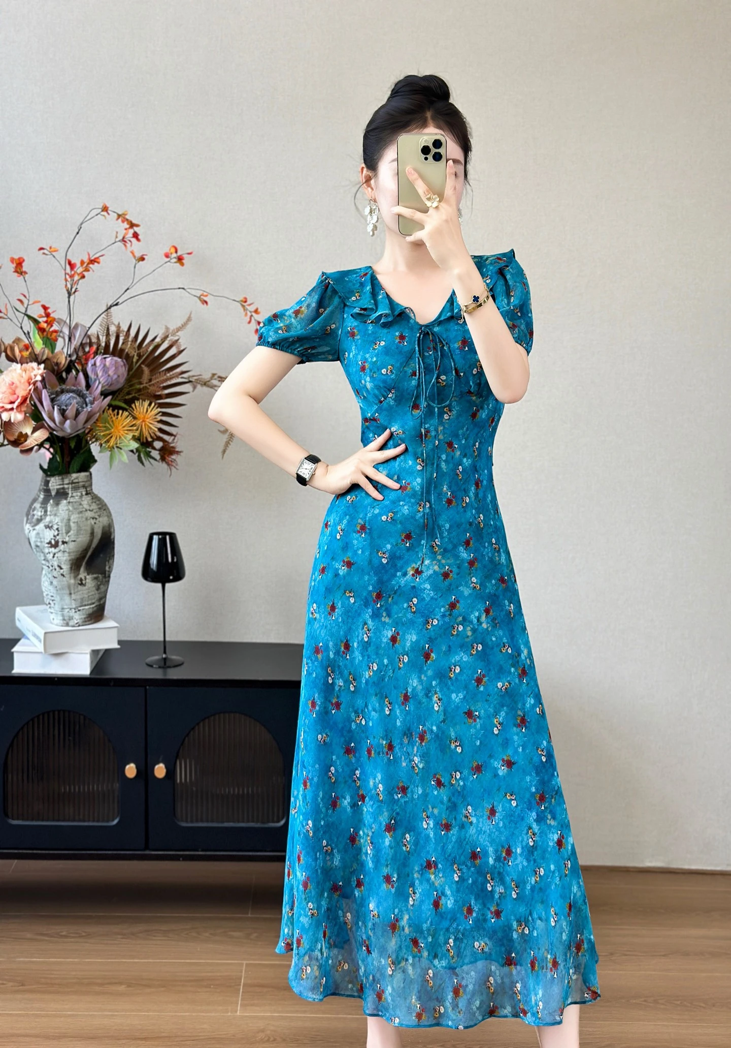 Dresses — 4c3d588d
