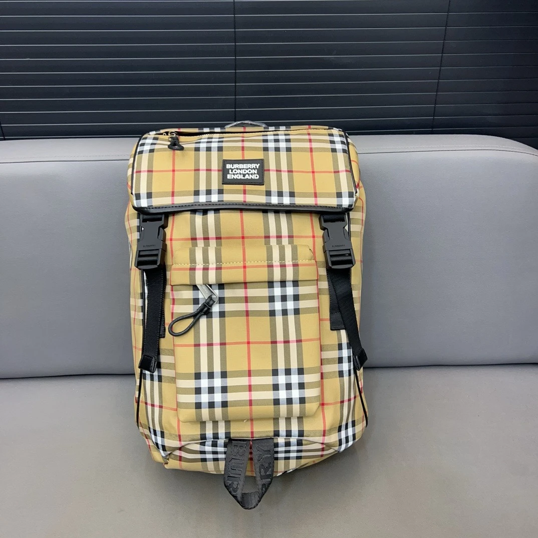 Burberry Bag — 60ca1bb9
