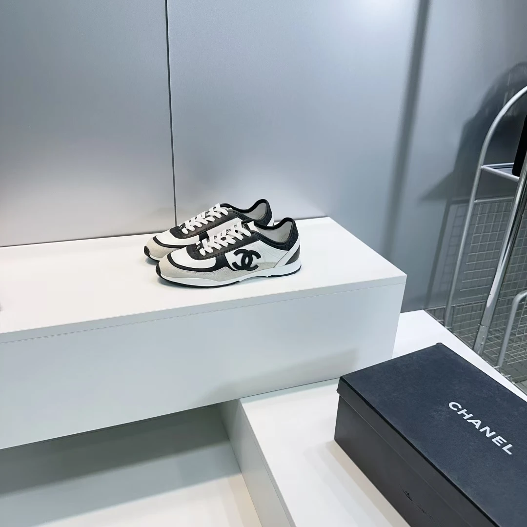 Chanel Sneakers — 4683c1c3
