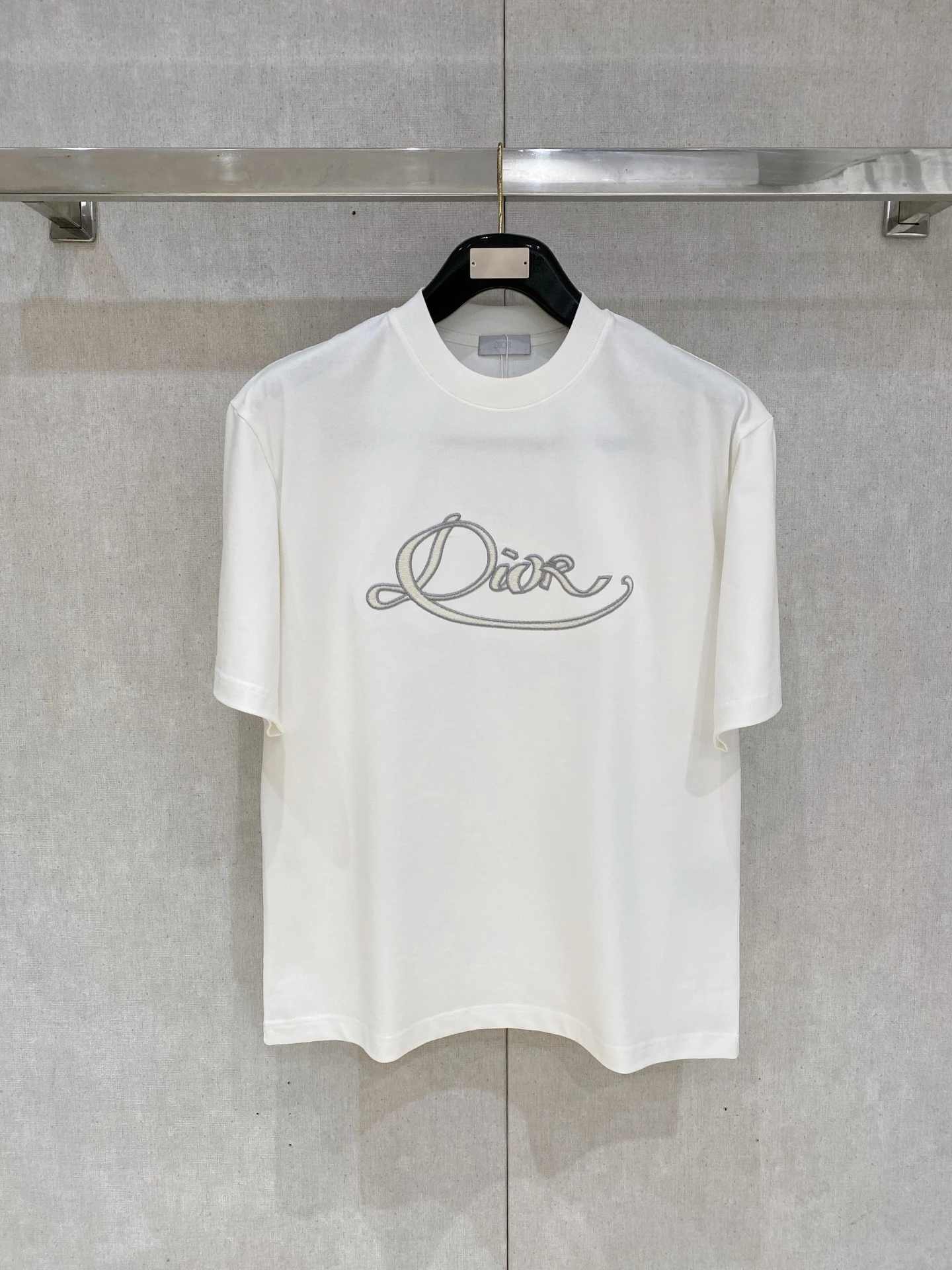 Dior T-Shirt — 44f39242