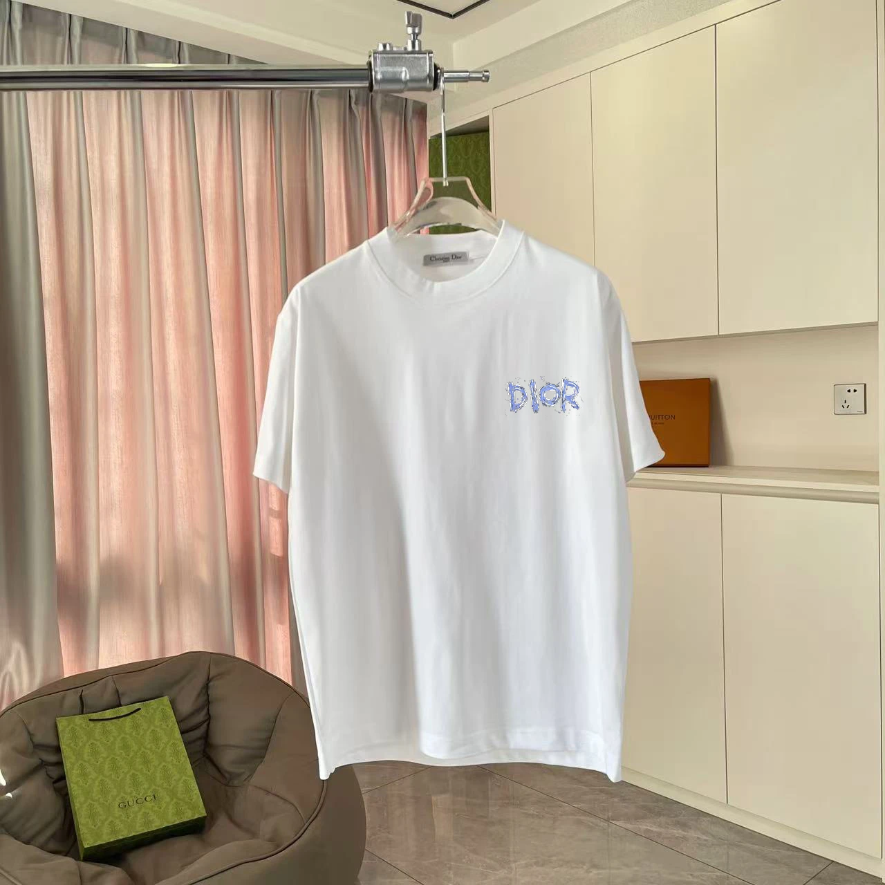 Dior T-Shirt — 9bcbc2e7