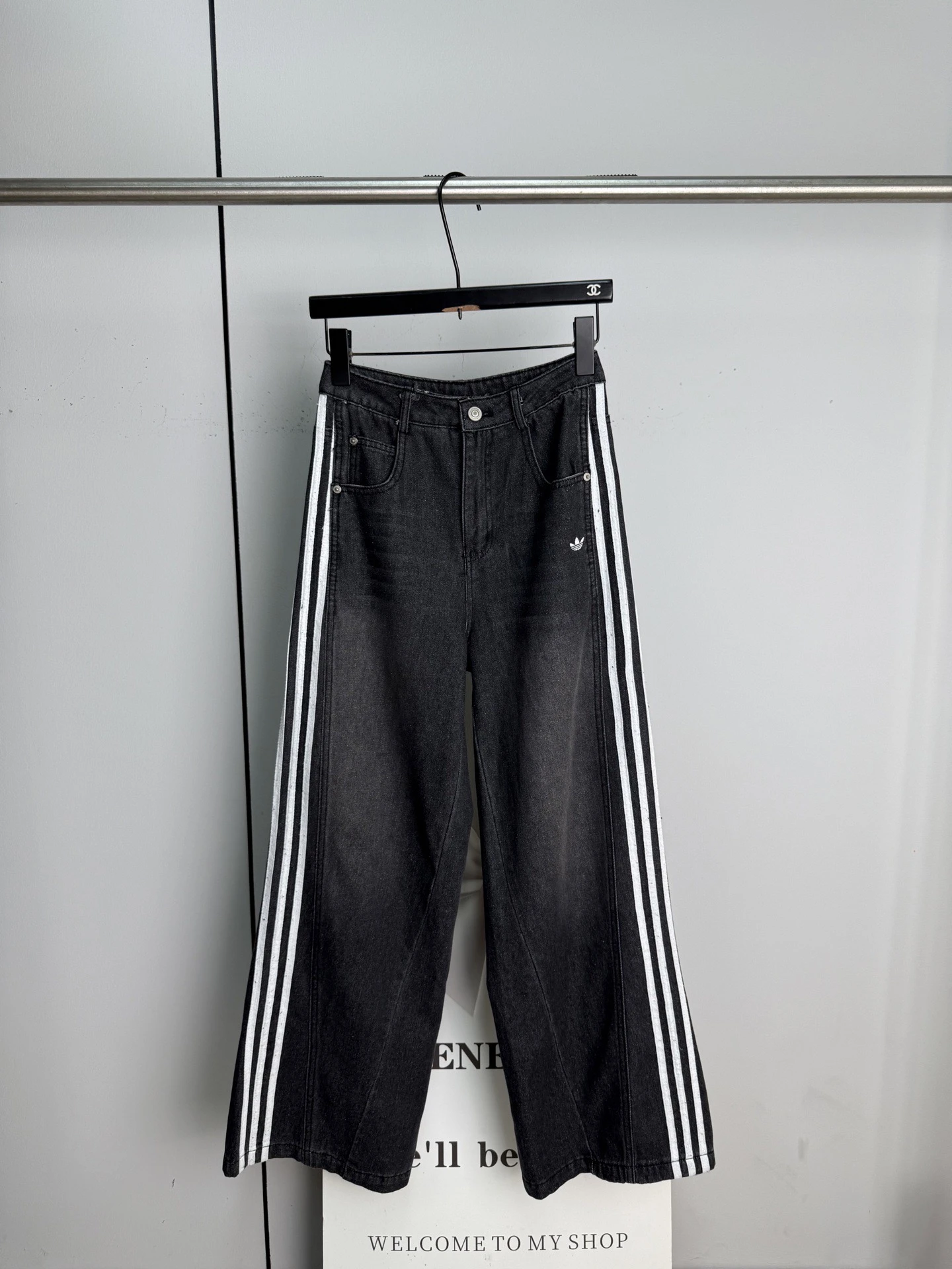 Trousers — eecc675c