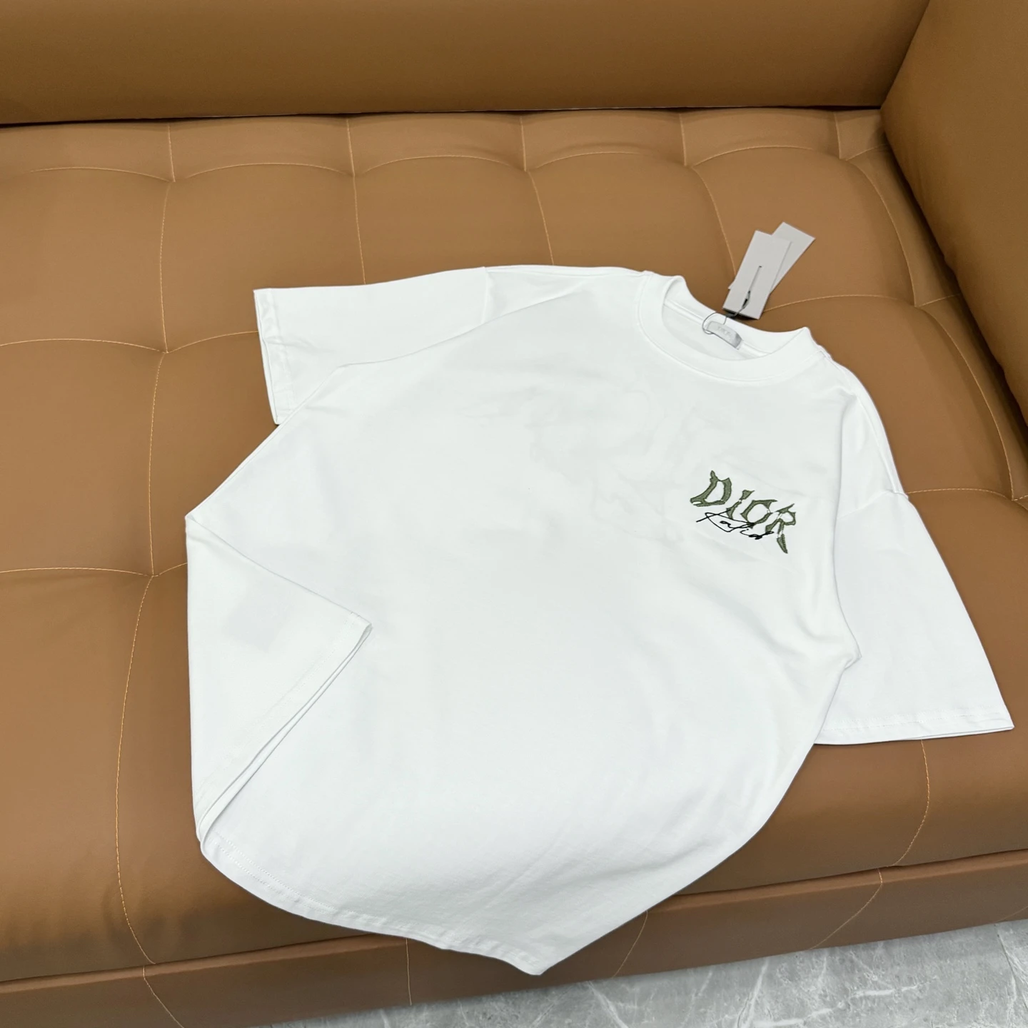 Dior T-Shirt — 25a4cf1f