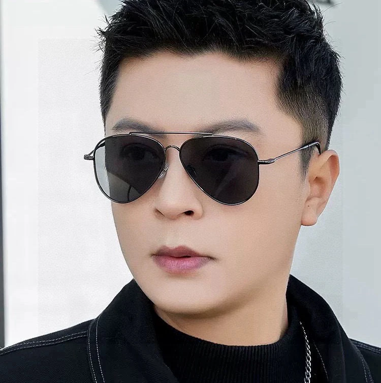 Gucci Eyewear — 8302758b