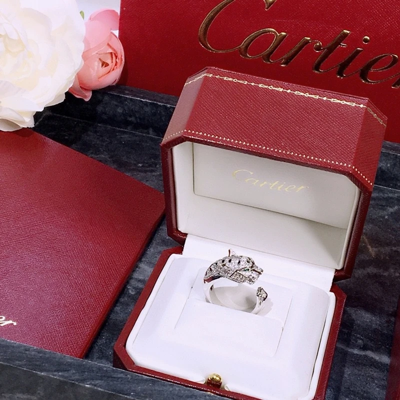 Cartier Jewellery — e8b0c019