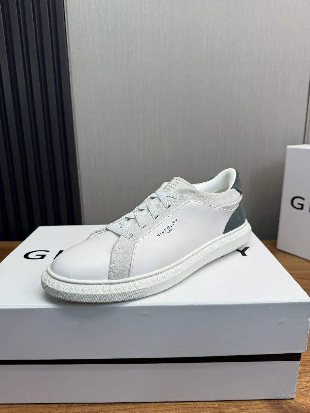 Givenchy Shoes — 818a5b36