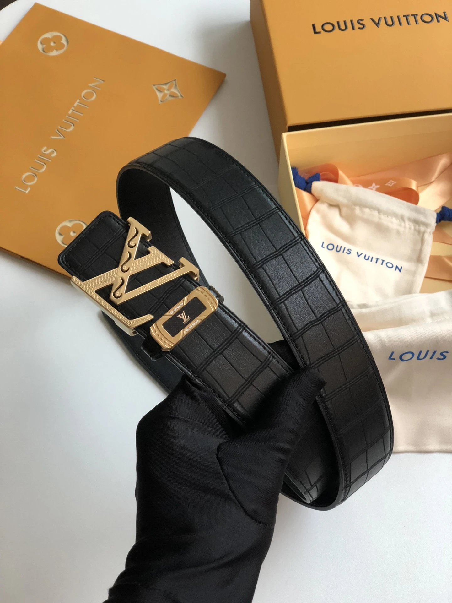 Louis Vuitton Belt — 390e76cb