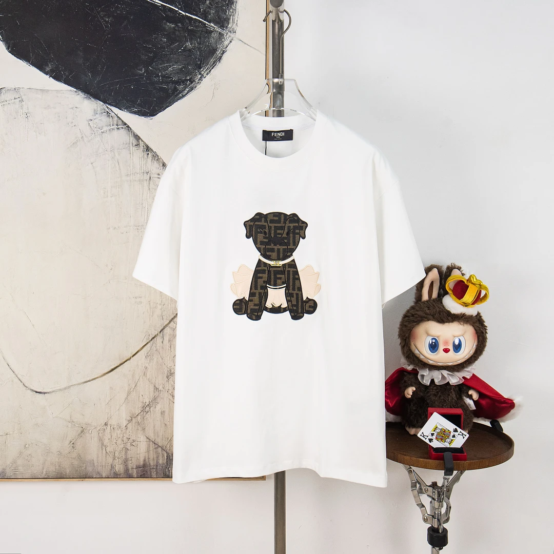 Fendi T-Shirt — b1983221