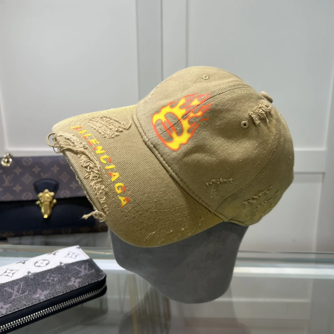 Balenciaga Hat — f0b393d0