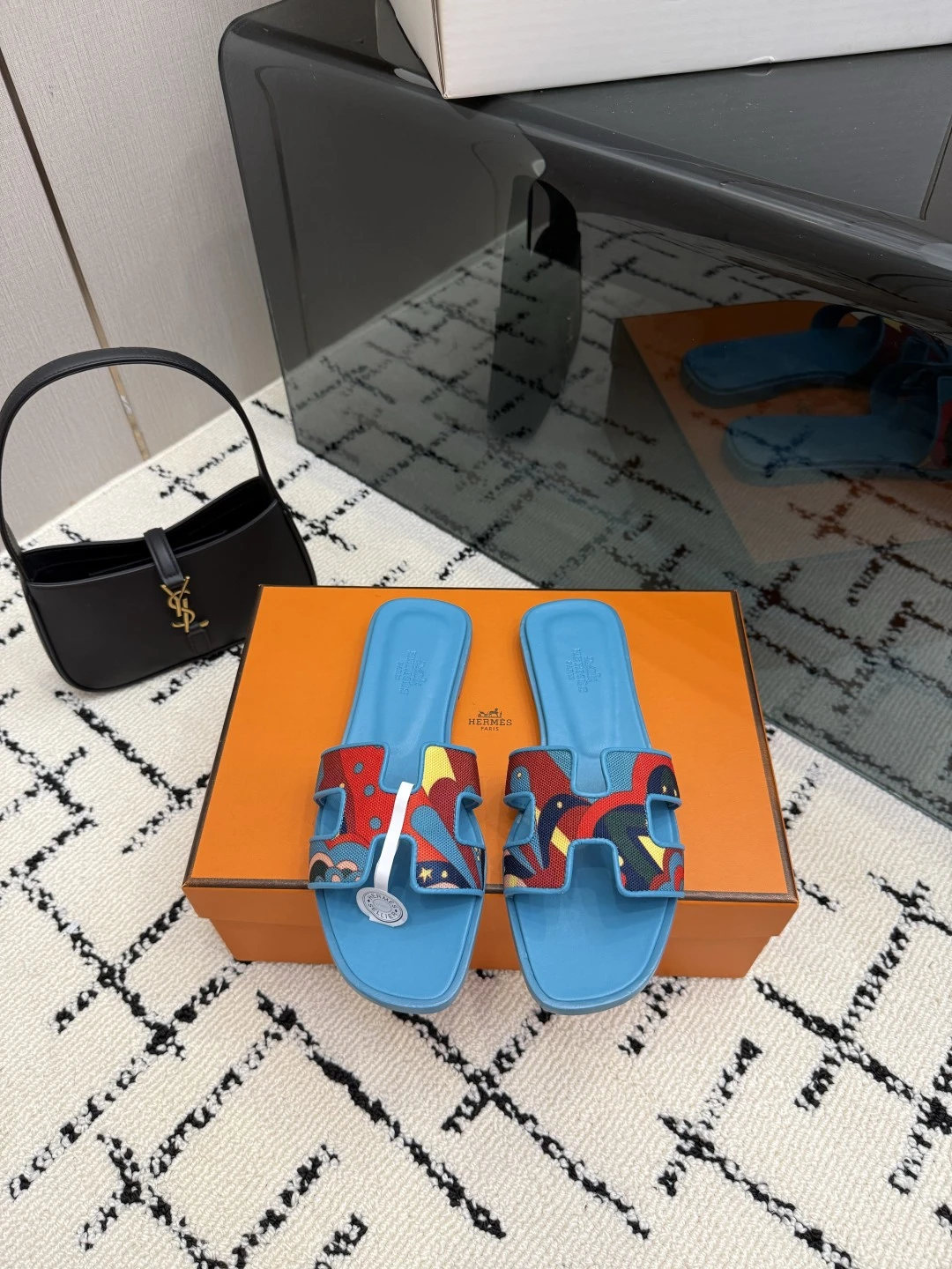 Hermès Slippers — ec8abce3