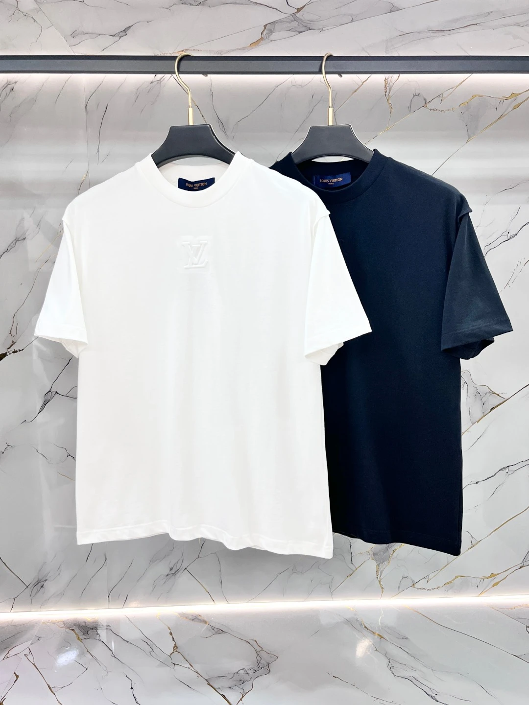 Louis Vuitton T-Shirt — 403fe333