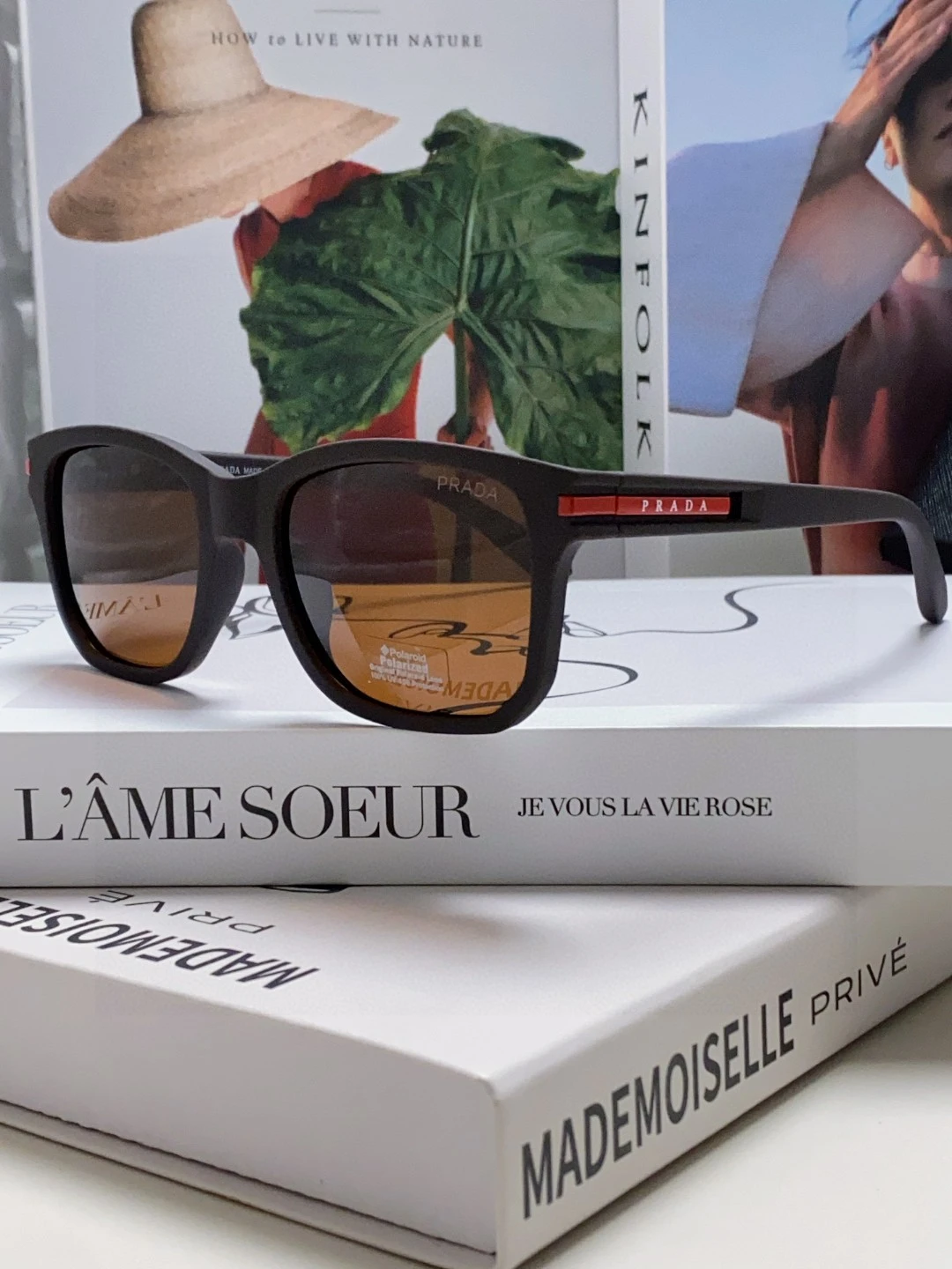Prada Eyewear — a28060c6