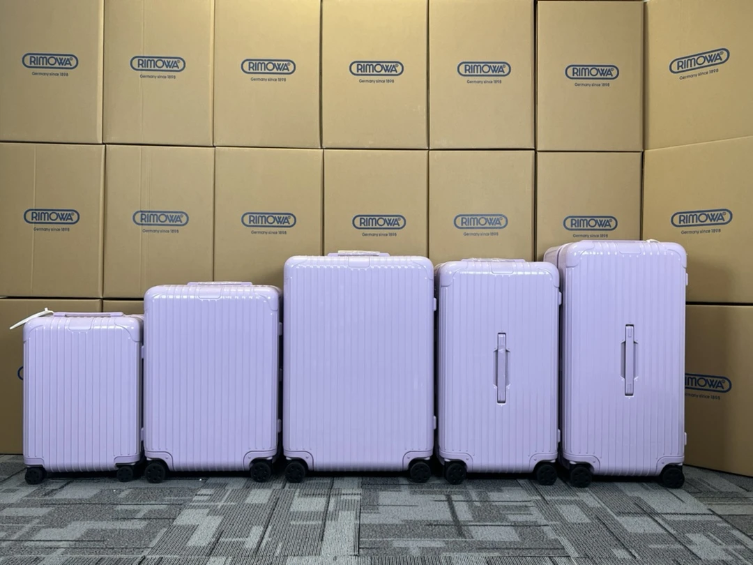 Luggage — 8c1c4d0c