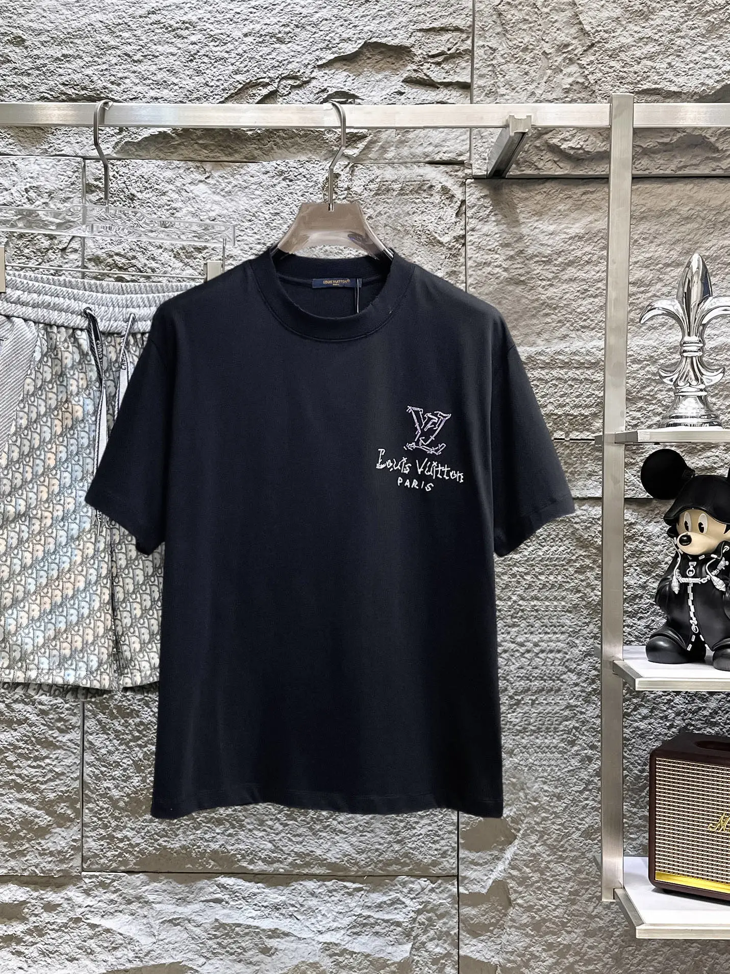 Louis Vuitton T-Shirt — e8f14c84