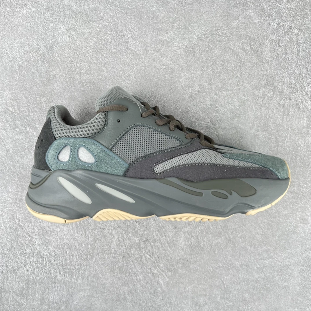 Adidas Shoes — 416ec661