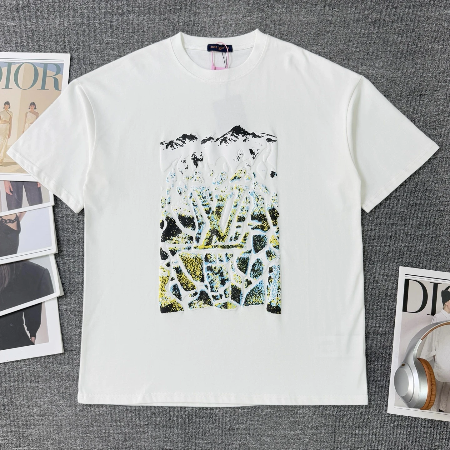 Louis Vuitton T-Shirt — 998fad51