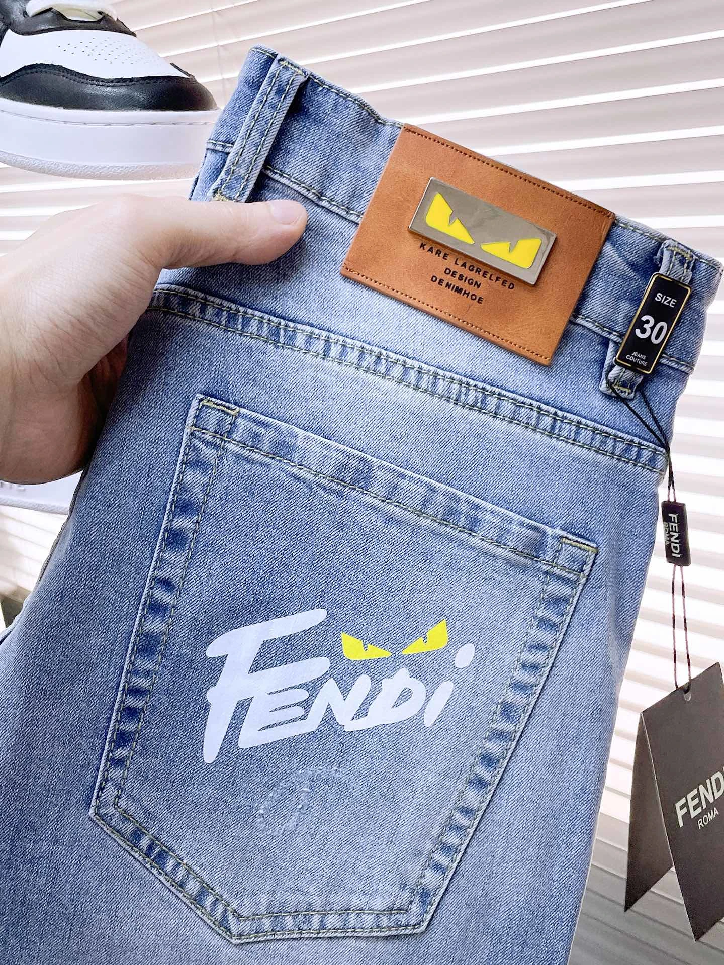 Fendi Jeans — 68f148a4