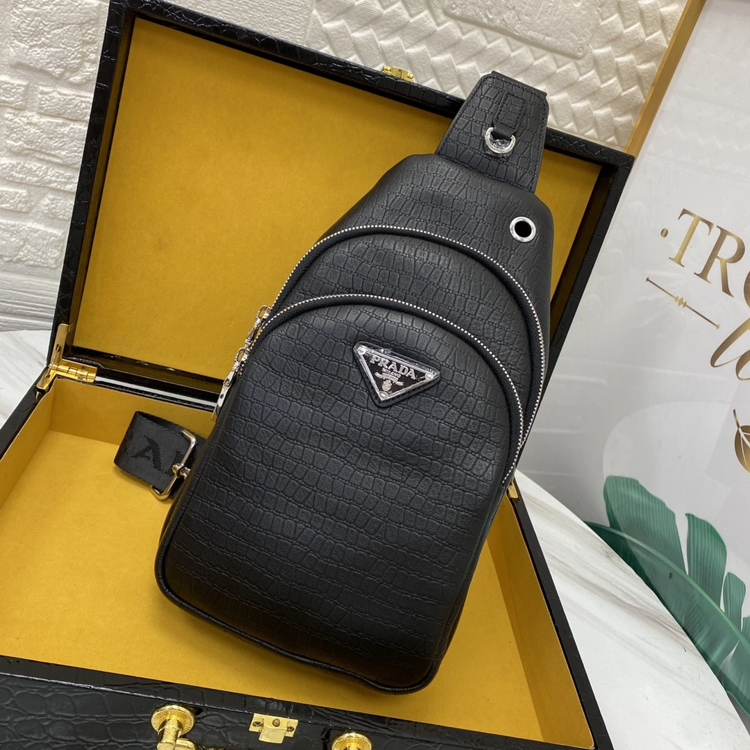 Prada Bag — eda52477