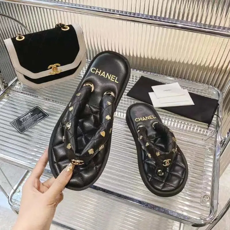 Chanel Slippers — 246aeb72