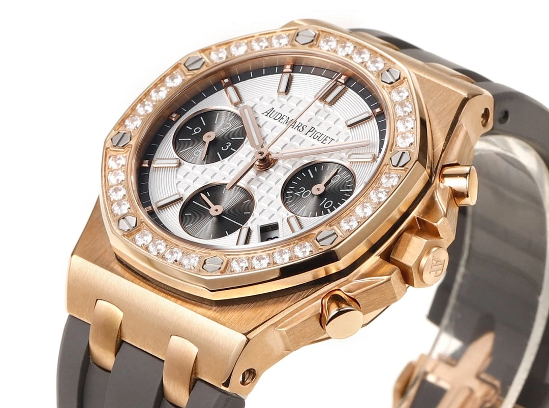 Audemars Piguet Watch — c900d116
