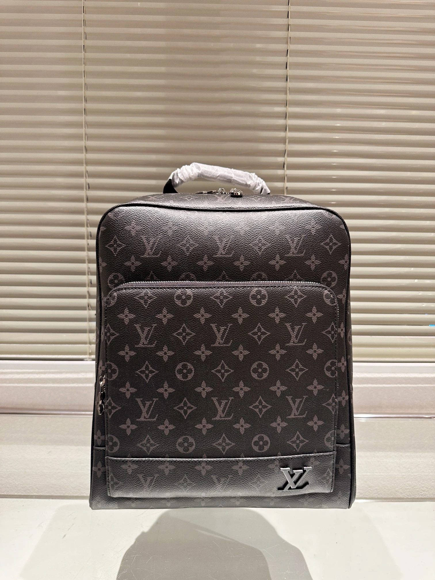 Louis Vuitton Bag — 37969ca0