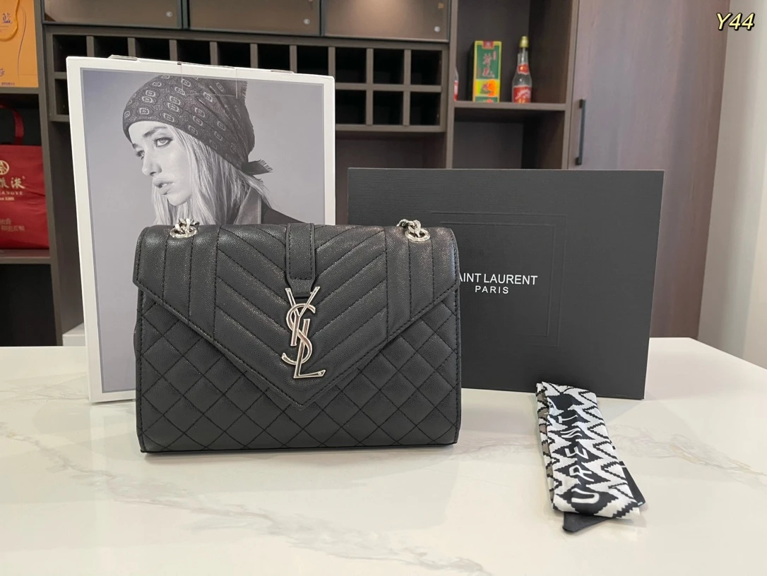 Saint Laurent Bag — 8f2d5fd1