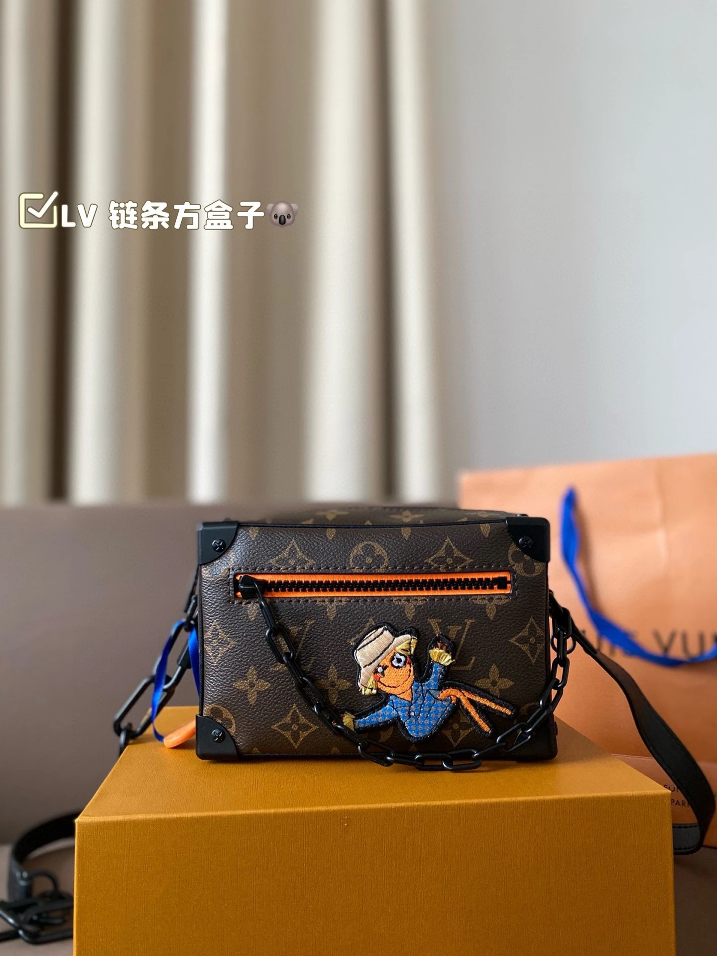 Louis Vuitton Bag — df087e6f