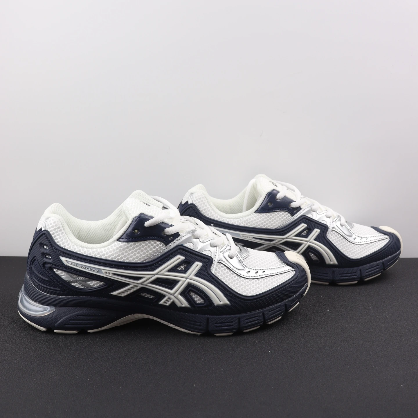 Asics Shoes — cbb53cc5