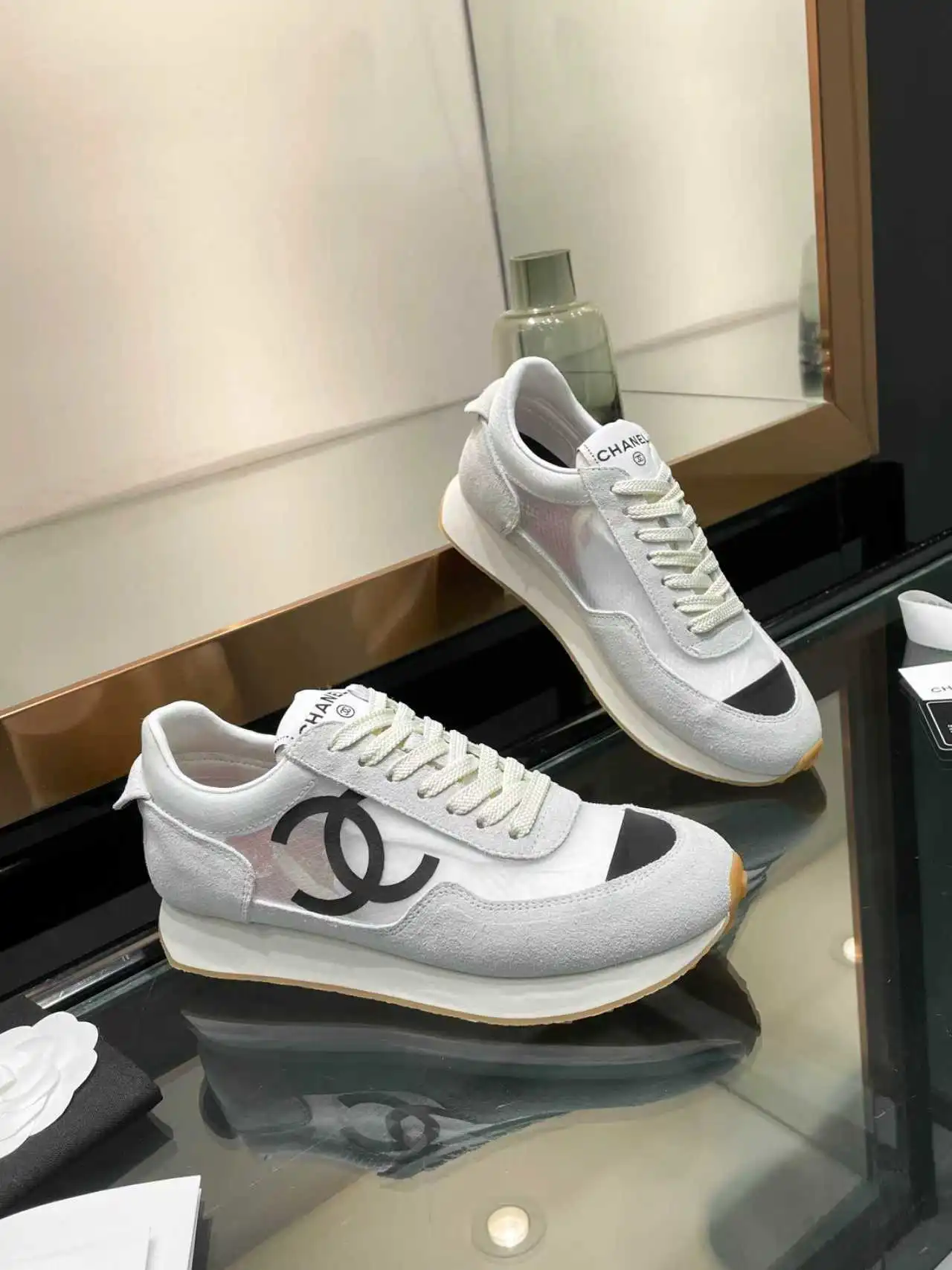 Chanel Sneakers — d39c2697