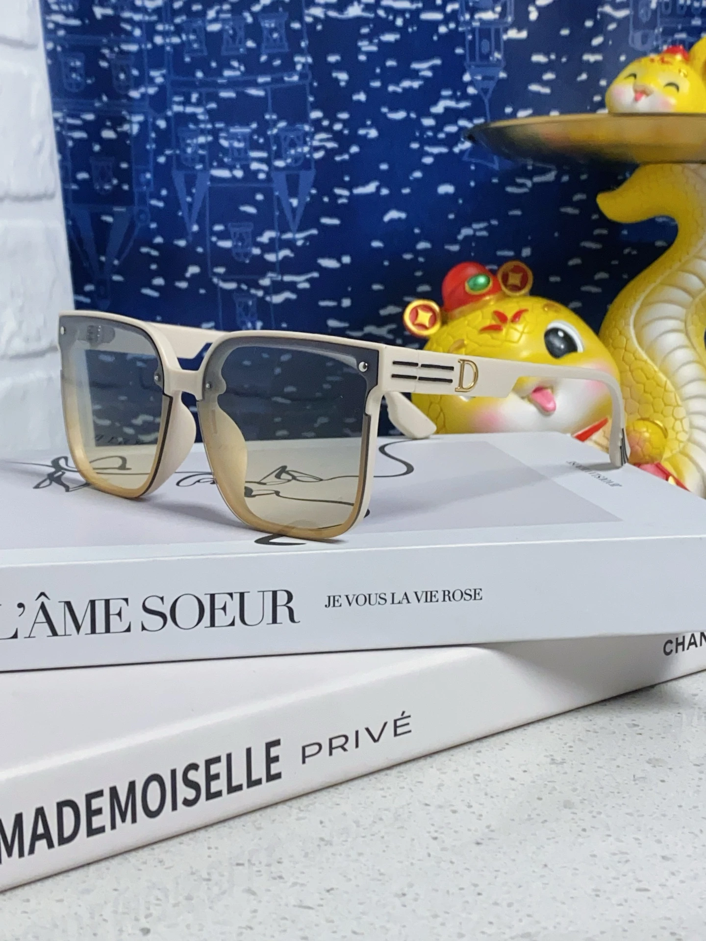 Dior Eyewear — a94c0354
