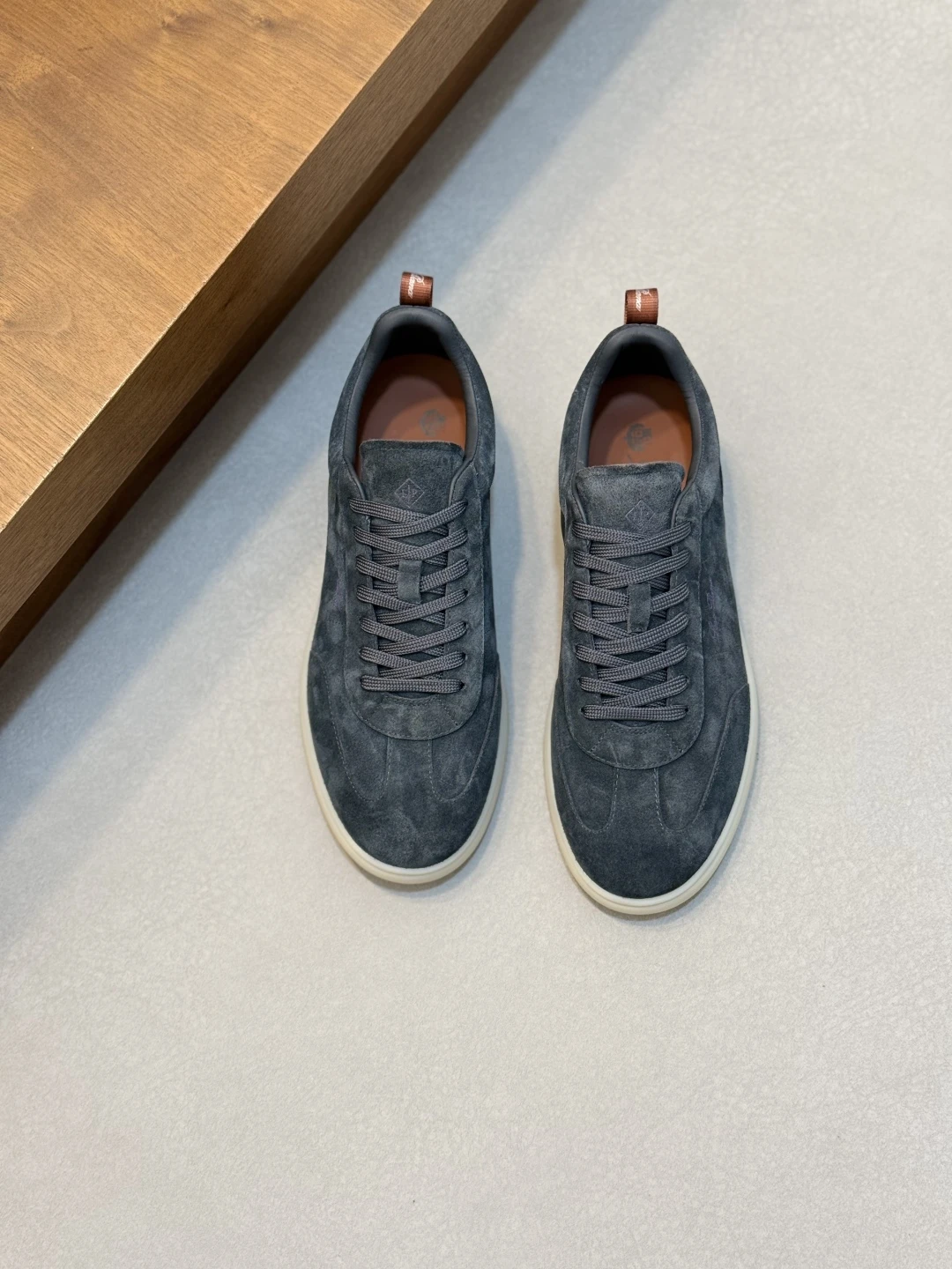 Loro Piana Sneakers — e6558f7c