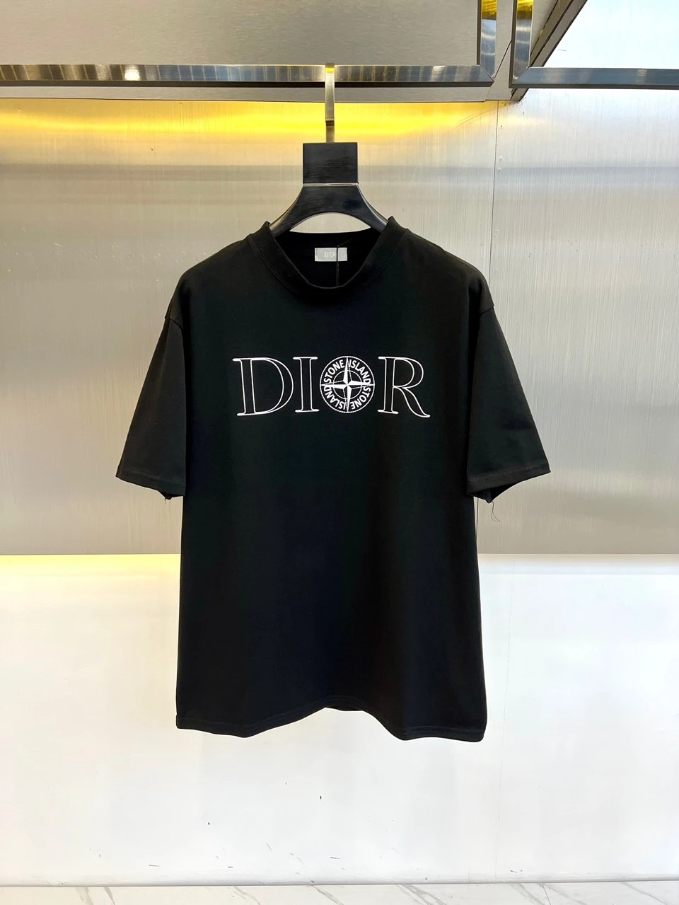 Dior T-Shirt — 46c6a875