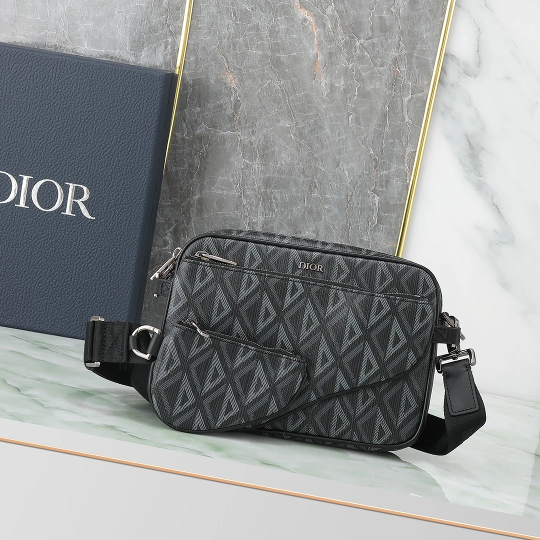 Dior Bag — 7f3e8221
