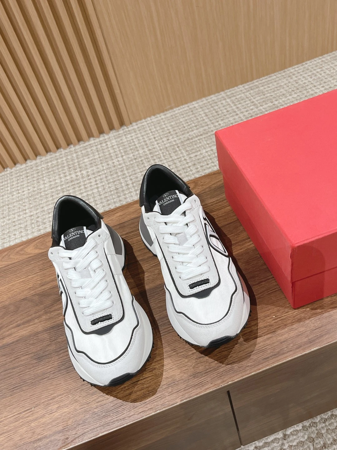 Valentino Sneakers — 460d6e6b