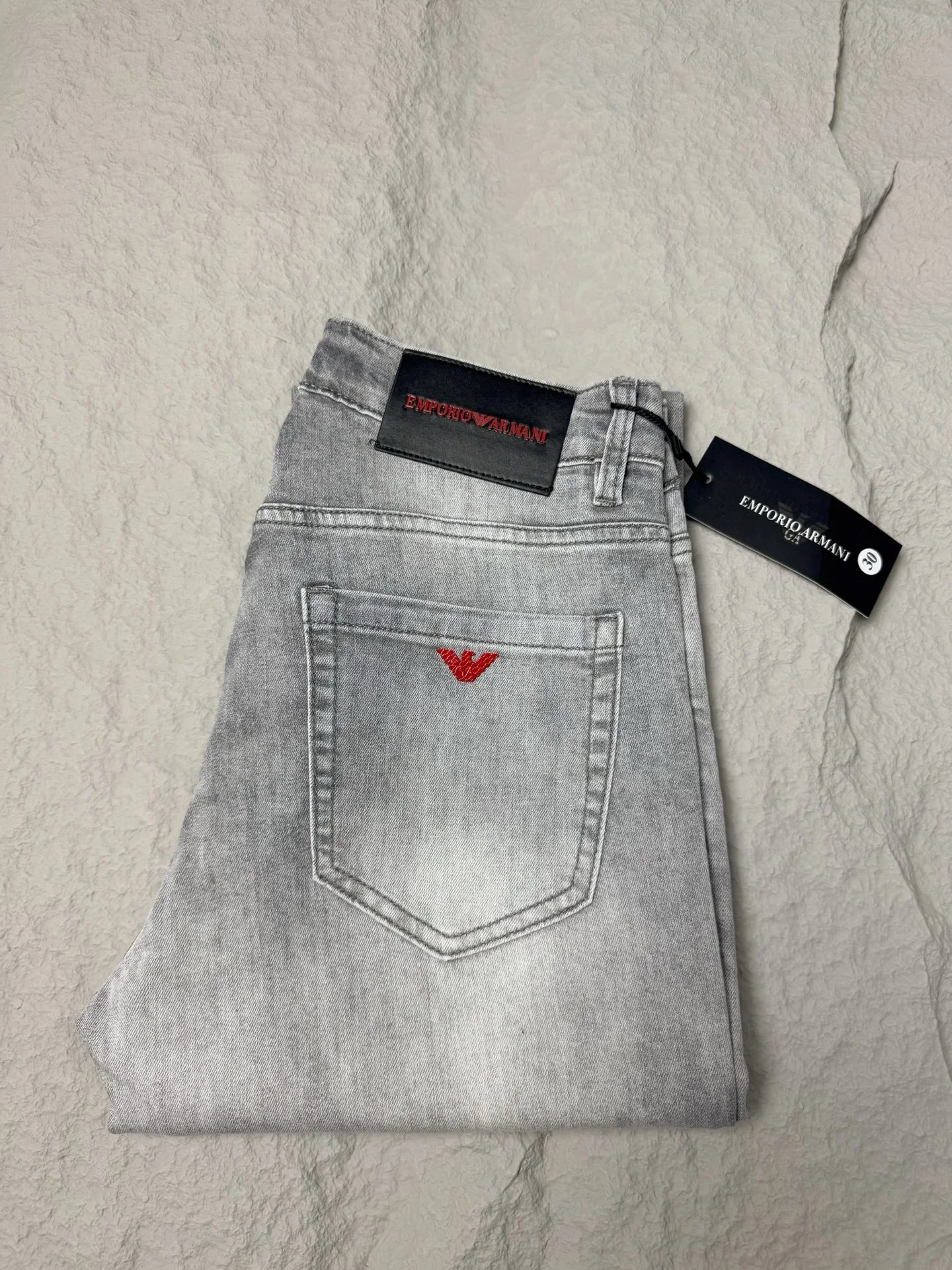 Armani Jeans — 4c85da6f