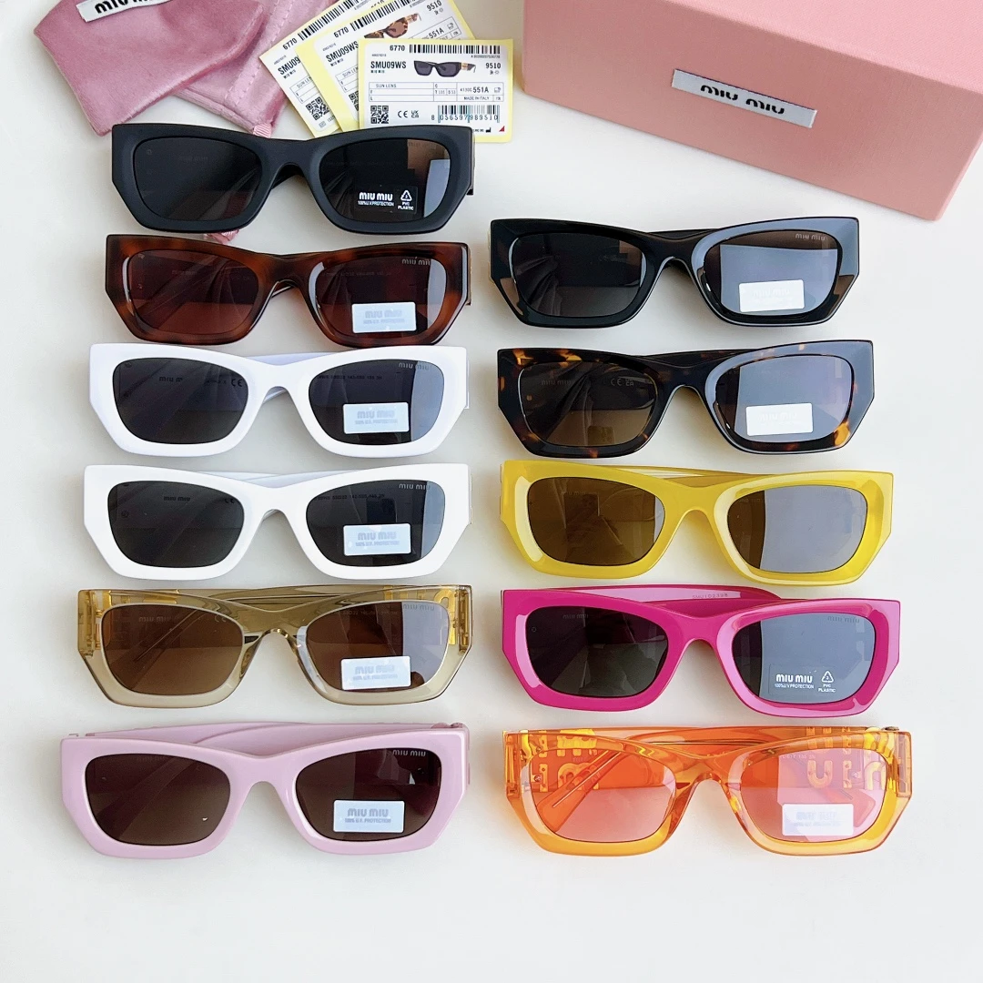 Miu Miu Eyewear — e8d7ad82