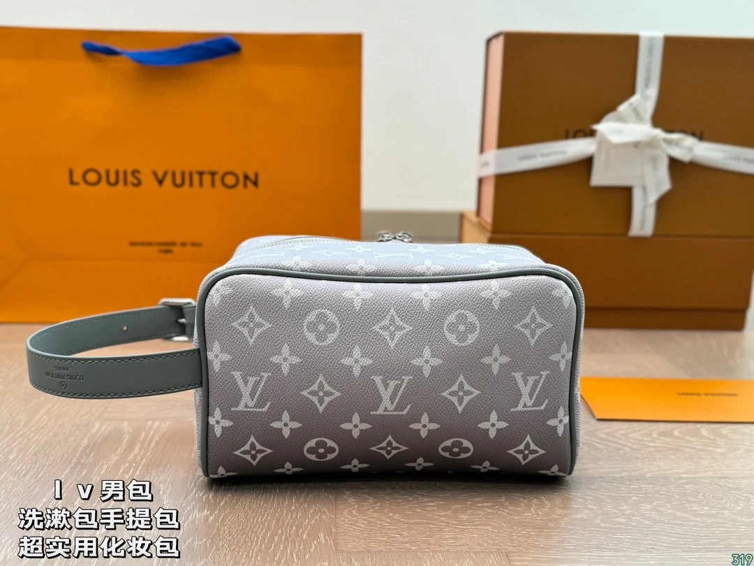 Louis Vuitton Bag — 34e0109f