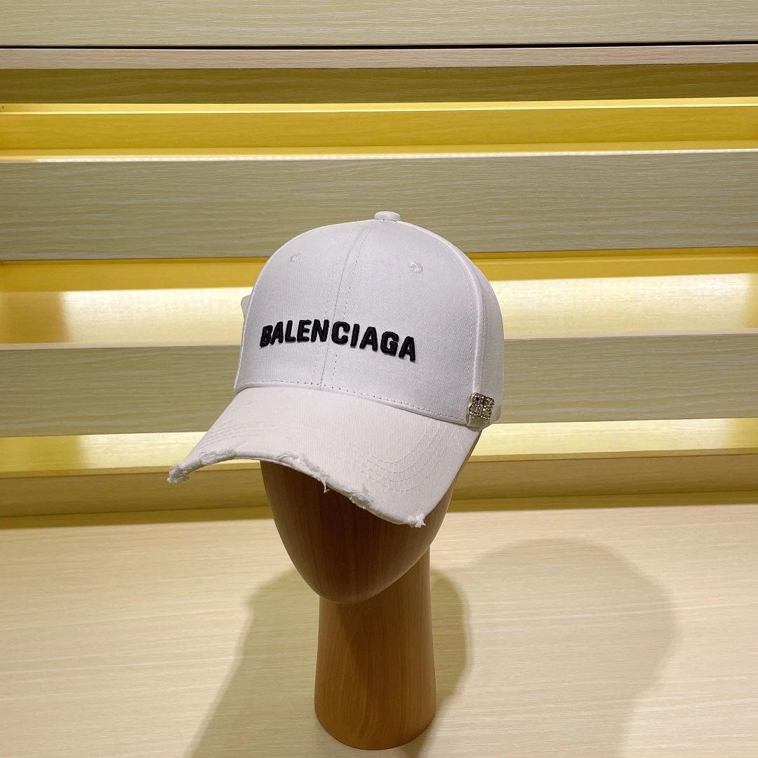 Balenciaga Hat — c7428831