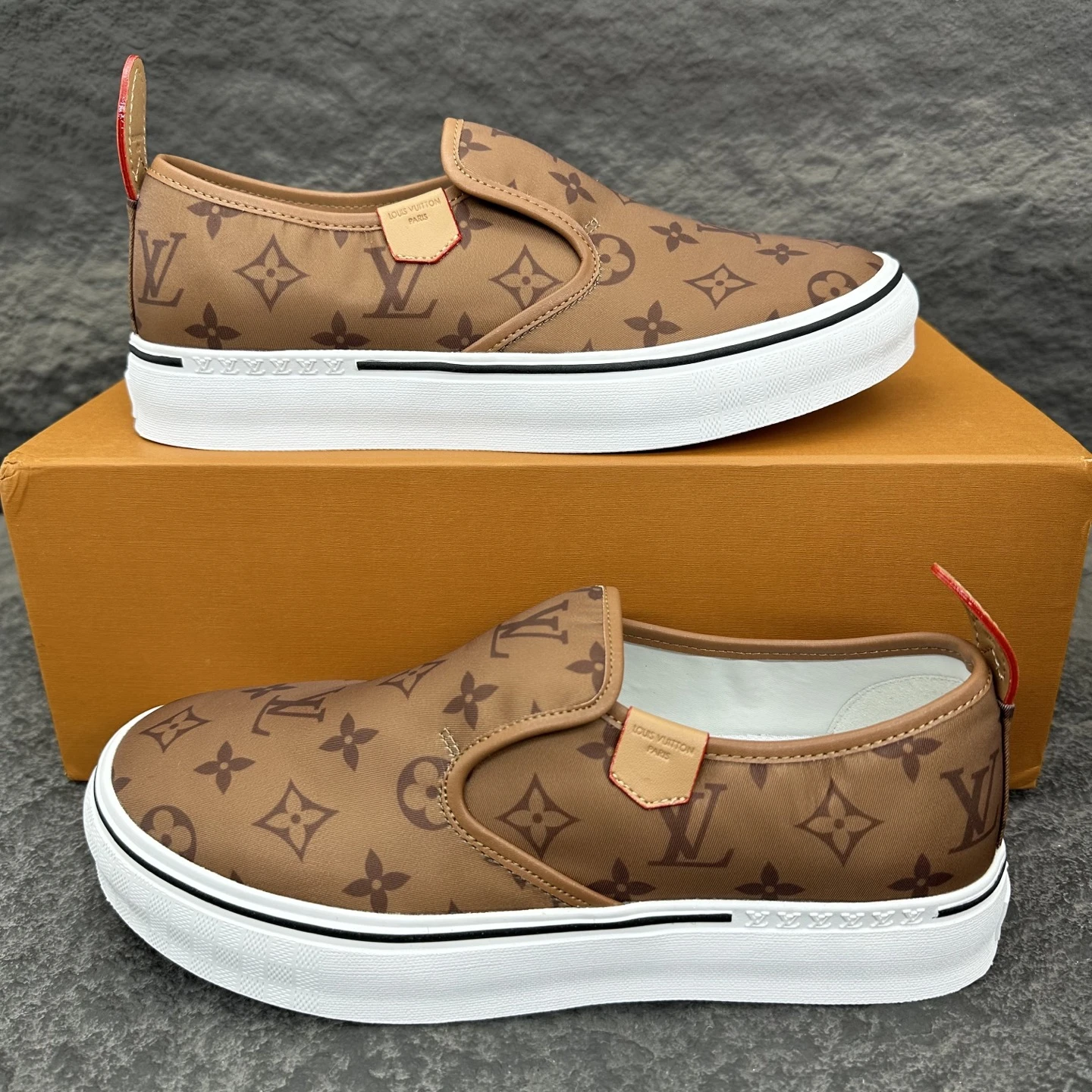 Louis Vuitton Sneakers — 9e3dd8c1