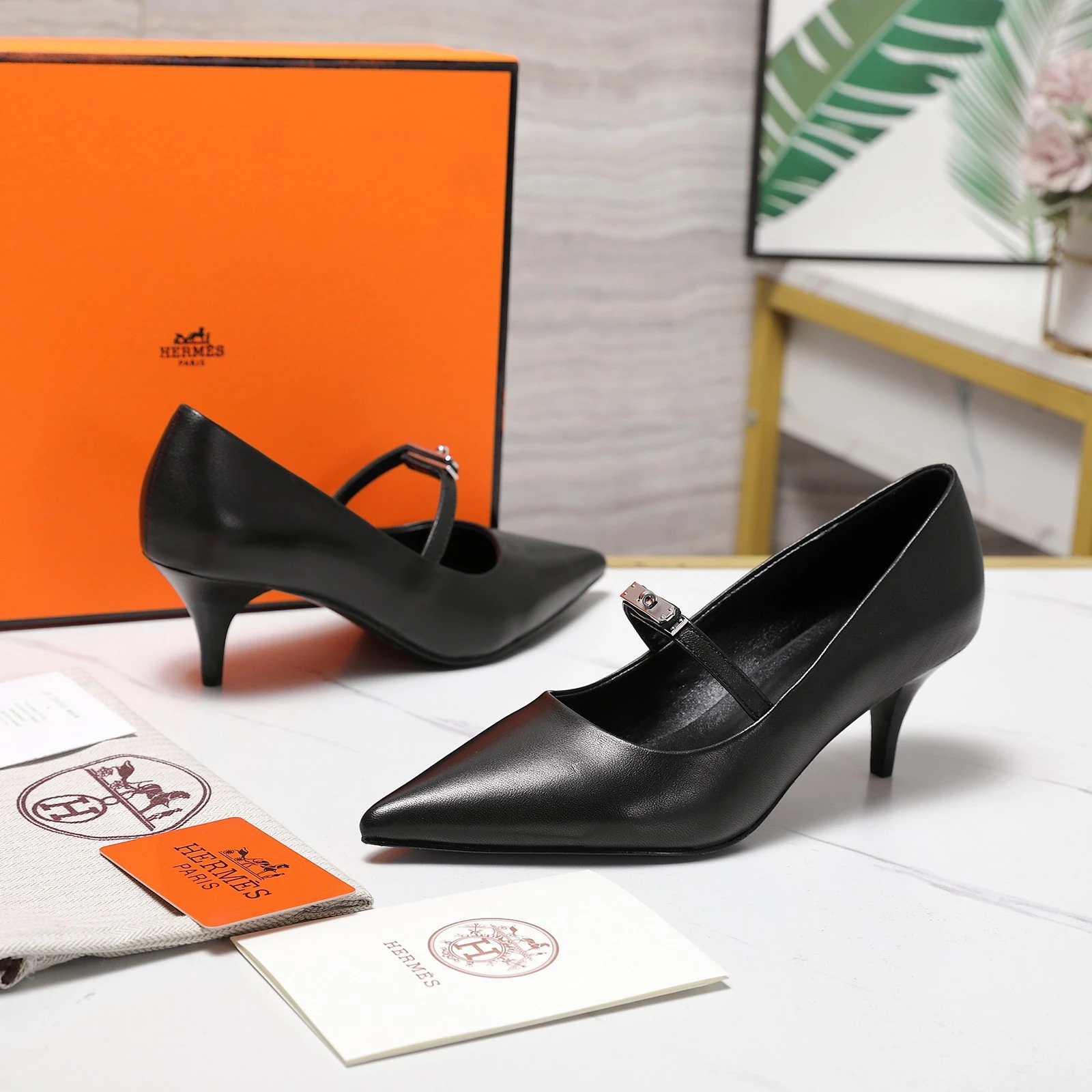 Hermès Slippers — 868b0684