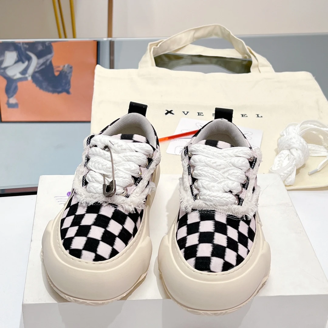 XVESSEL Sneakers — 35edff6a
