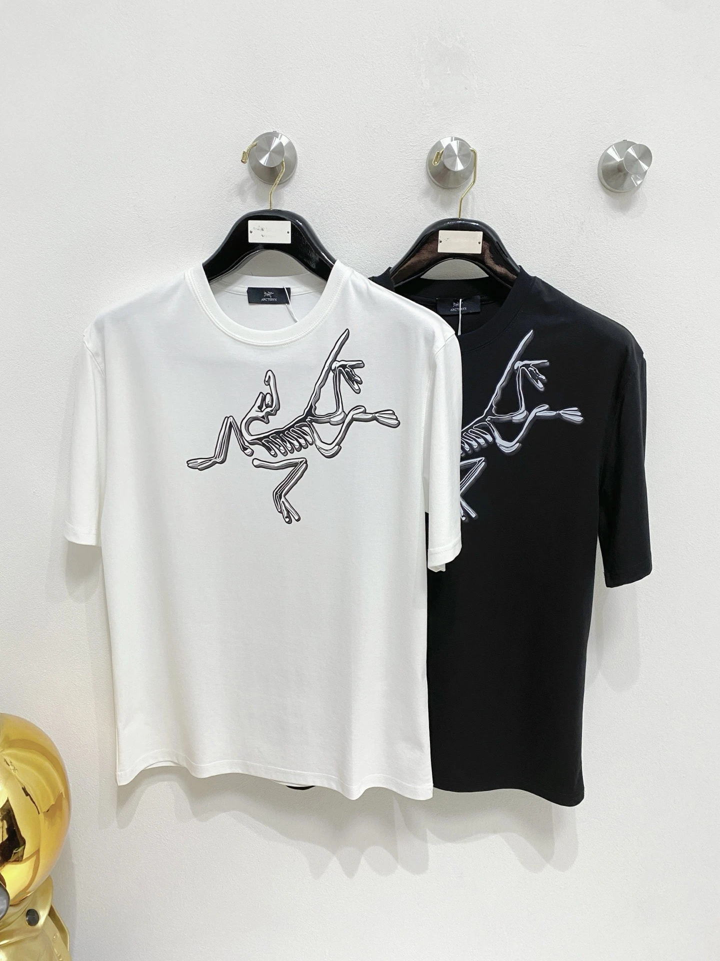 Gucci T-Shirt — 23c40076