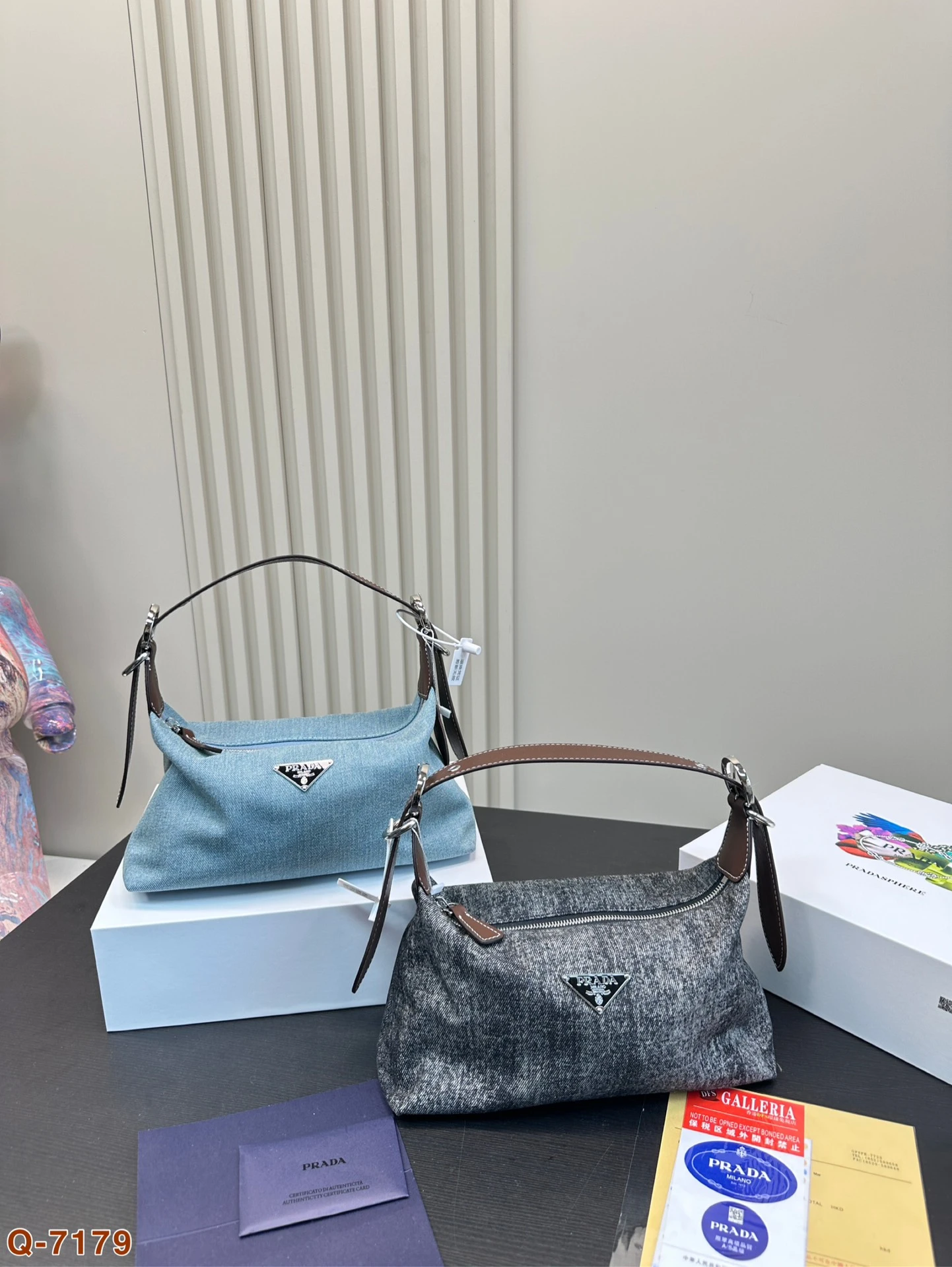 Prada Bag — 143afbed