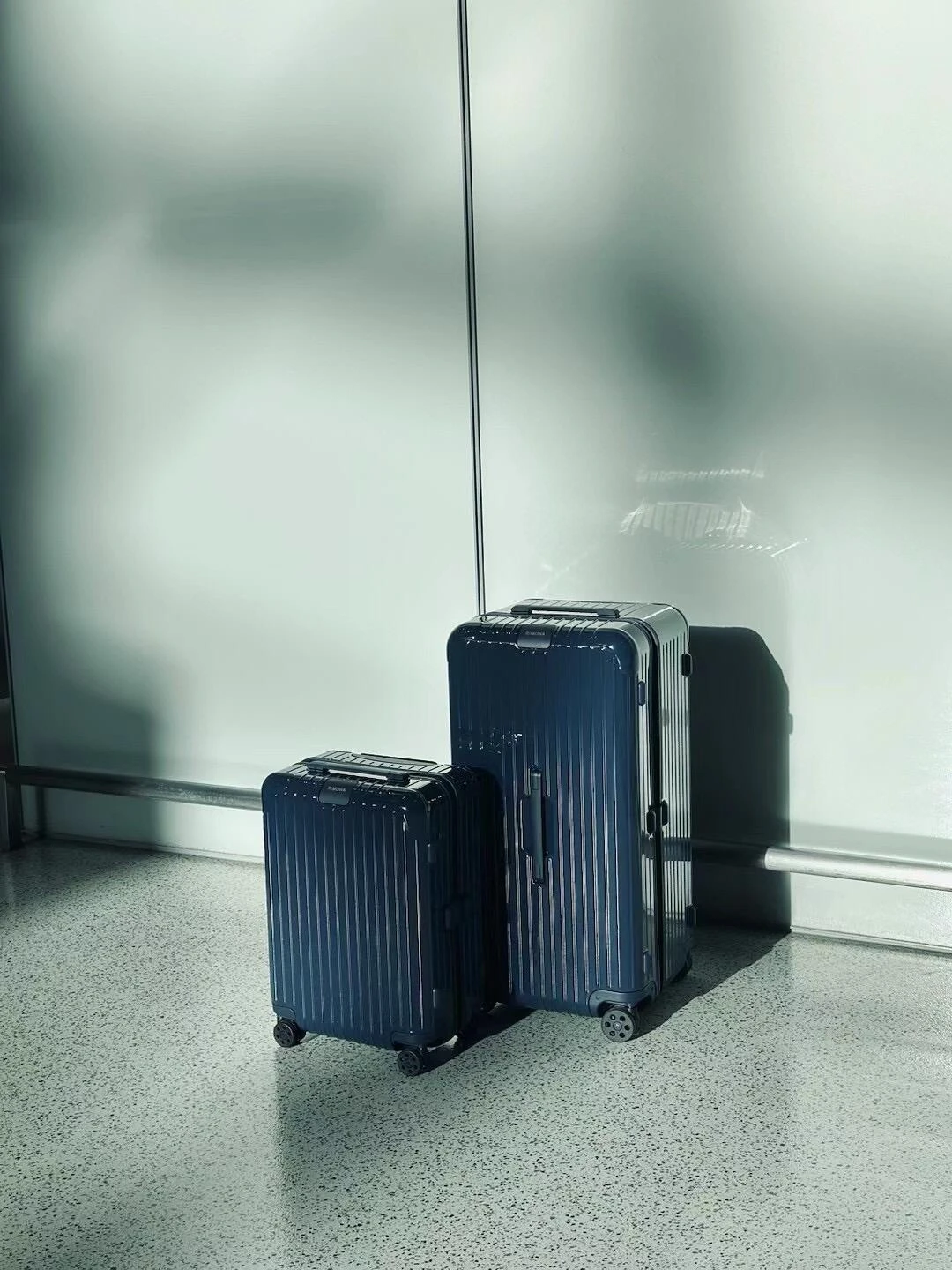 Luggage — de11929a