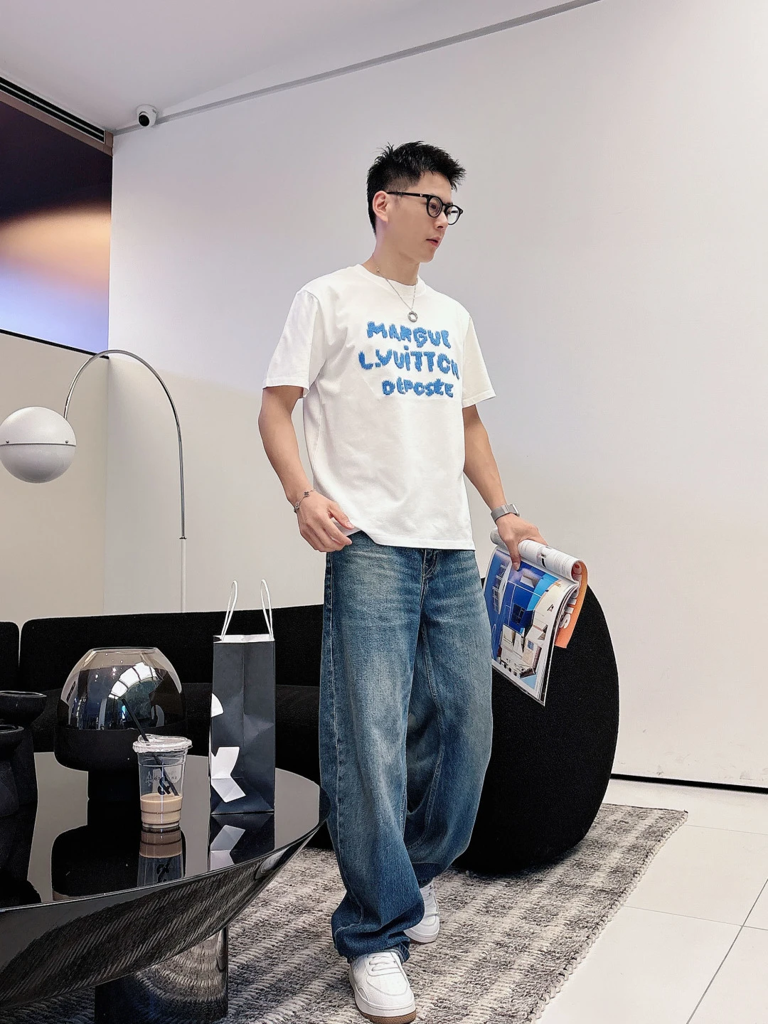 Louis Vuitton T-Shirt — 1874e8bf