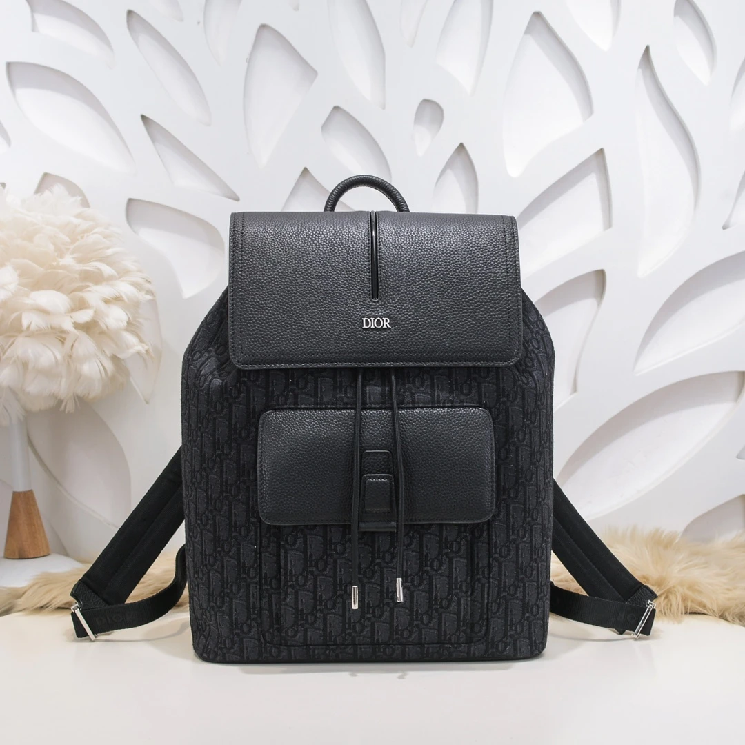 Dior Bag — c1e7bc2c