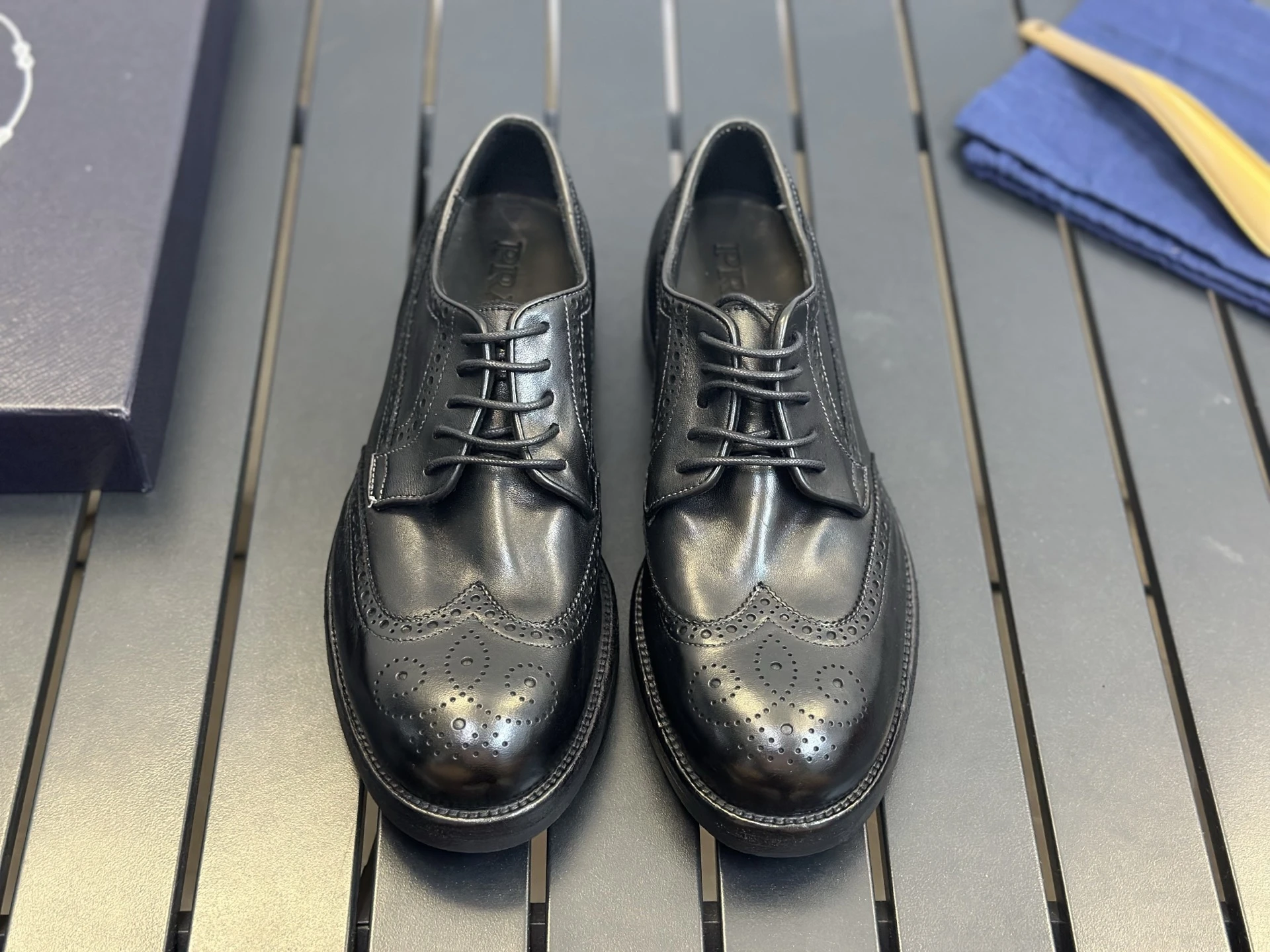 Prada Dress Shoes — b04dd21d
